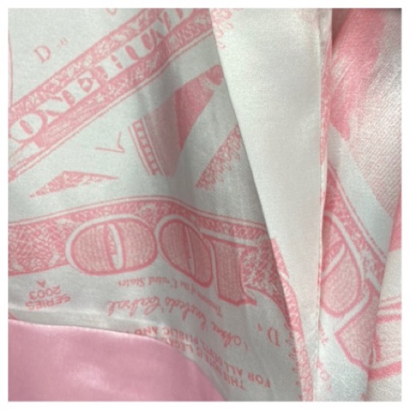 COPY - Lady Robe - Picture 3 of 3